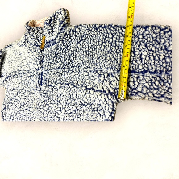 Pre-Owned Sherpa soft cozy pullover jacket for Girls 8-10 y/o S size. Warm. - Picture 5 of 14